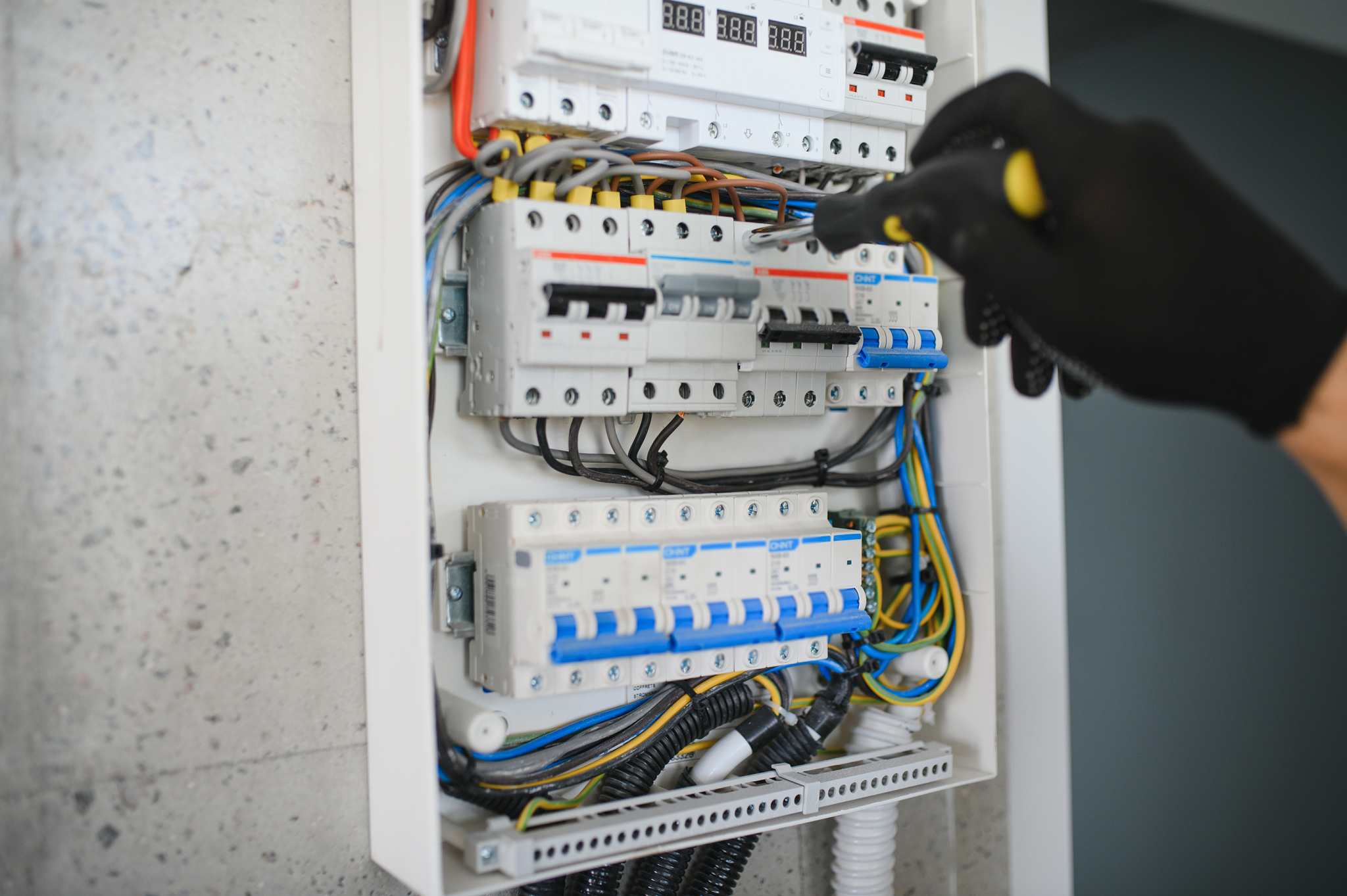 electrician-working-on-electrical-box-wiring-circu-2026-09-22-03-22-04-utc
