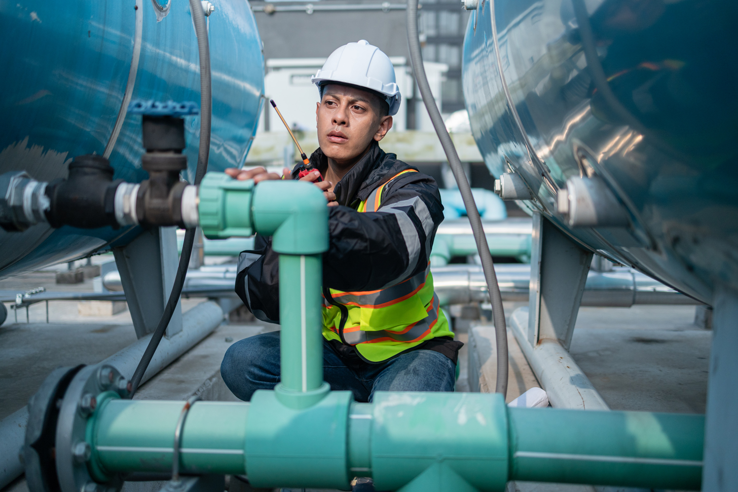 maintenance-engineer-inspects-industrial-equipment-2026-09-21-22-51-03-utc