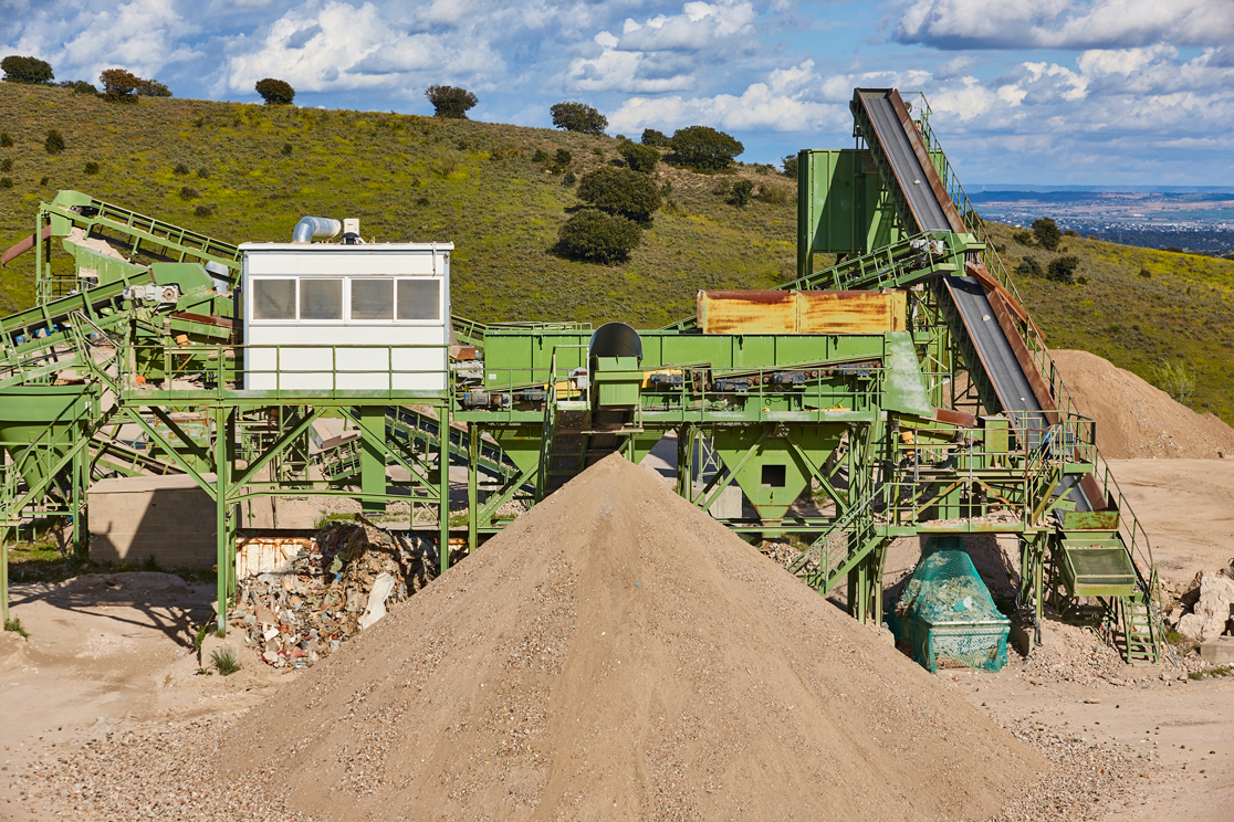 gravel-processing-machinery-on-a-hillside-2026-09-23-07-01-38-utc